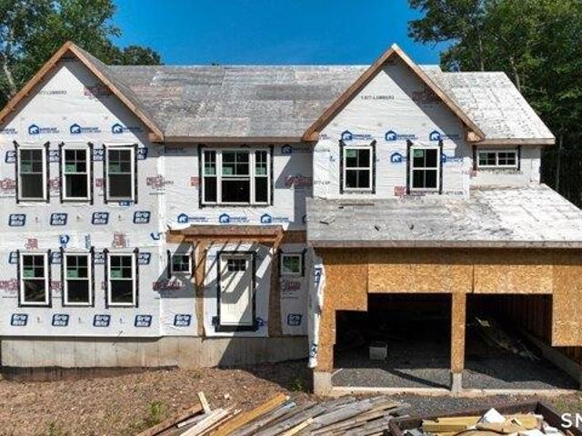 4 bedroom, Tolland CT 06084 105418479