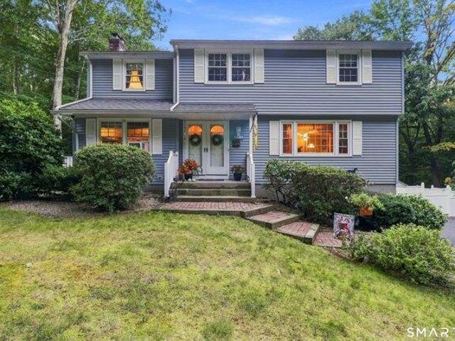 4 bedroom, Tolland CT 06084 105549204