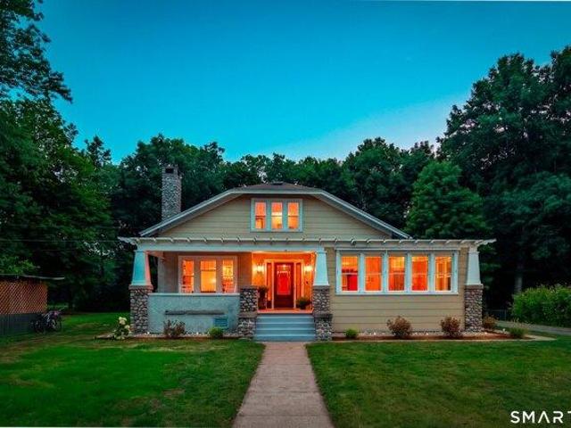 4 bedroom, Tolland CT 06084 105587610