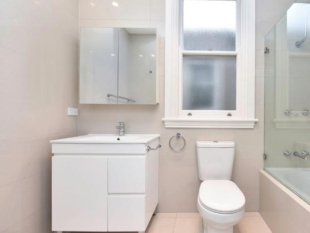 4 BEDROOM TERRACE IN A PROMINENT LOCATION