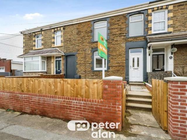 4 Bedroom Terraced House