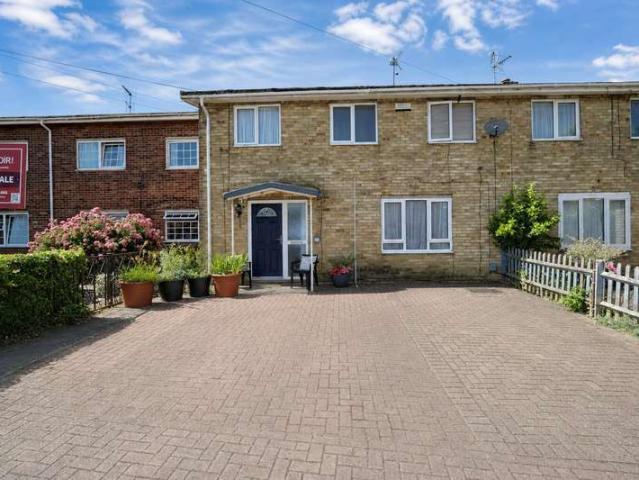 4 Bedroom Terraced House