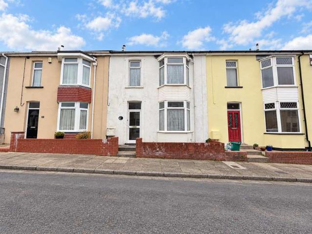 4 Bedroom Terraced House