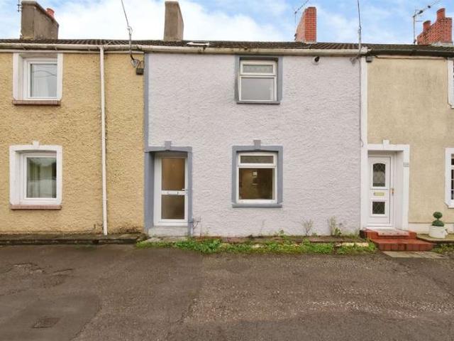4 Bedroom Terraced House