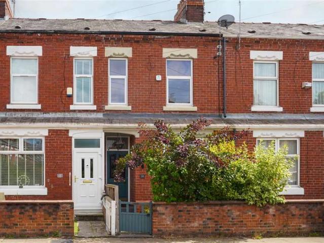 4 Bedroom Terraced House