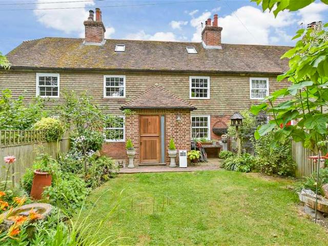 4 Bedroom Terraced House