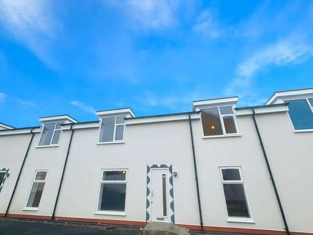 4 Bedroom Terraced House