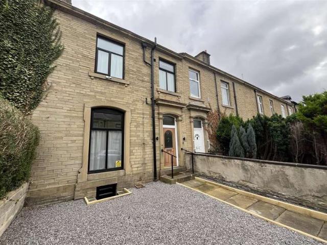 4 Bedroom Terraced House