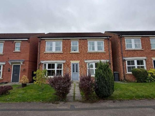 4 Bedroom Terraced House