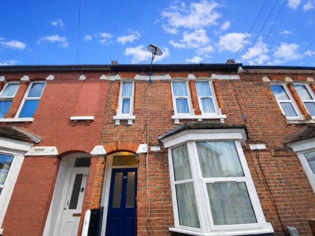 4 Bedroom Terraced House