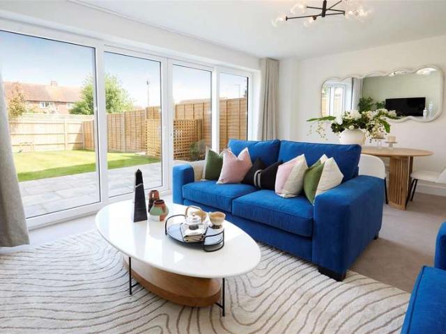 4 Bedroom Terraced House