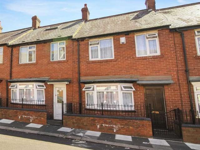 4 Bedroom Terraced House