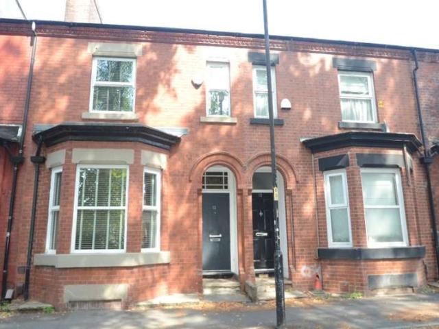 4 Bedroom Terraced House