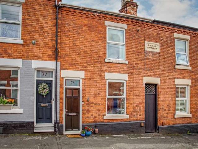 4 Bedroom Terraced House