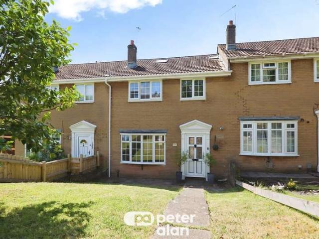 4 Bedroom Terraced House