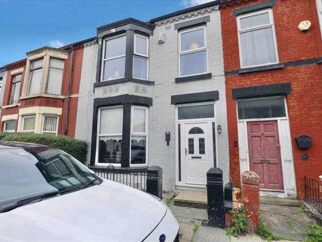 4 Bedroom Terraced House