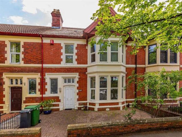 4 Bedroom Terraced House