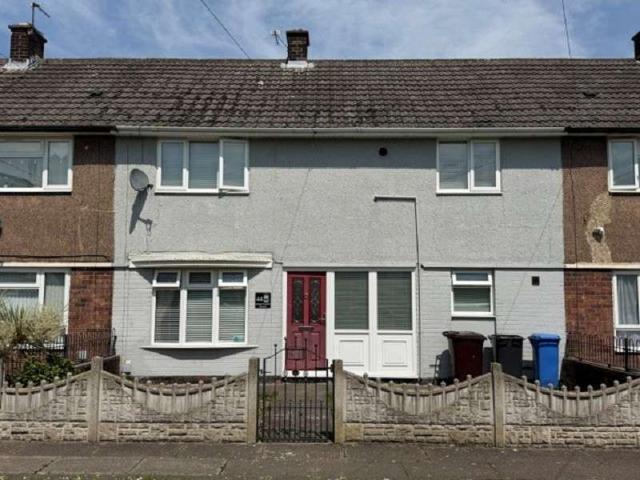 4 Bedroom Terraced House