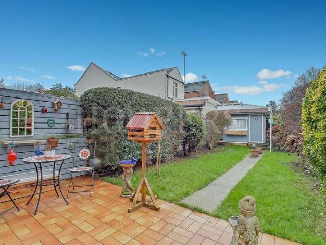 4 Bedroom Terraced House