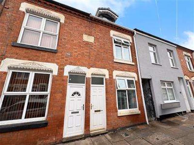 4 Bedroom Terraced House