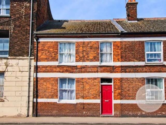 4 Bedroom Terraced House