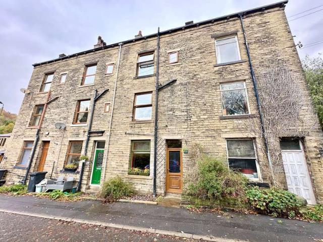 4 Bedroom Terraced House