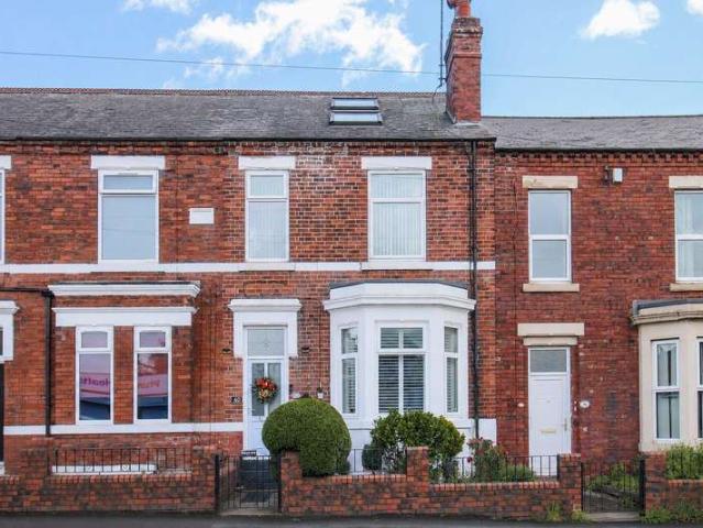 4 Bedroom Terraced House