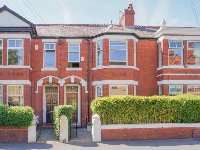 4 Bedroom Terraced House