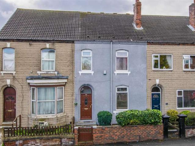 4 Bedroom Terraced House