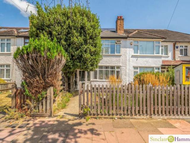 4 Bedroom Terraced House