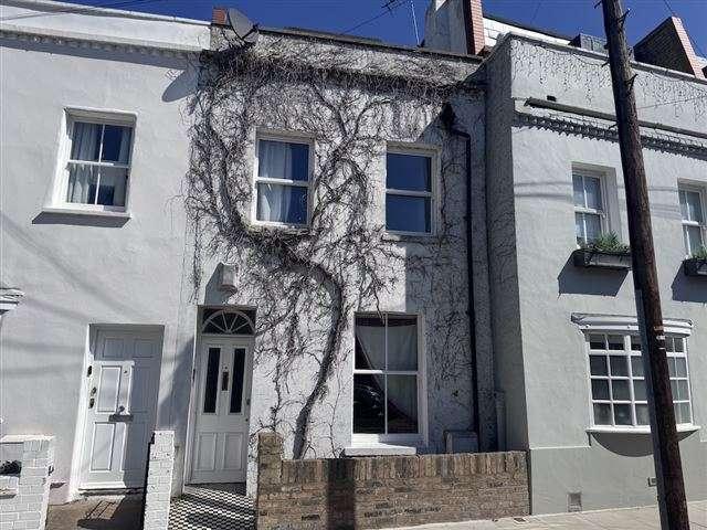 4 Bedroom Terraced House