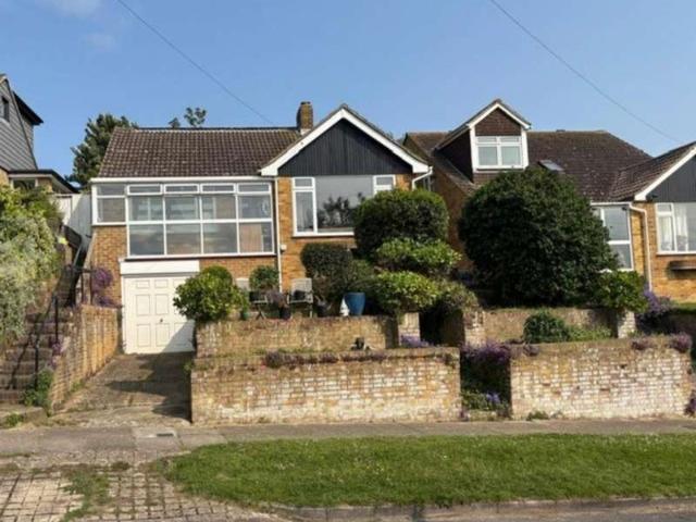 4 Bedroom Terraced House