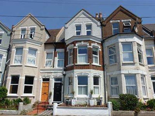 4 Bedroom Terraced House