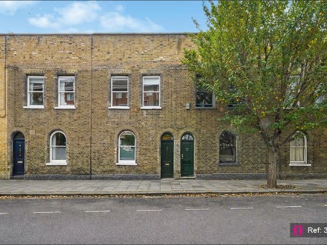 4 bedroom terraced house for rent