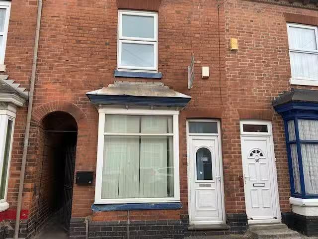 4 bedroom terraced house for rent in 32 North Road, Selly Oak.