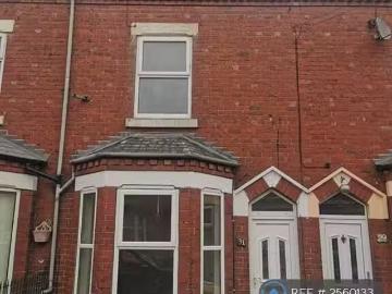 House for rent in Burhill - Fireplace