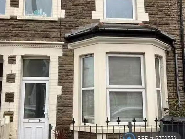 4 bedroom terraced house for rent in Keppoch Street, Cardiff.