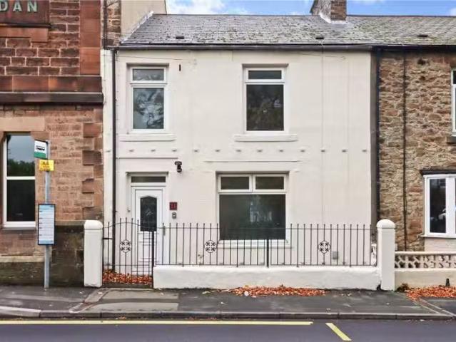 4 bedroom terraced house for rent in Laburnum Avenue, Consett.
