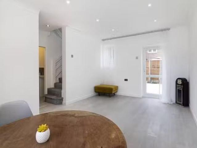 4 bedroom terraced house for rent in Linton Gardens, Beckton.