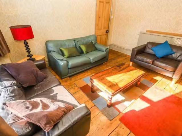 4 bedroom terraced house for rent in Lytton Road, Bournemouth.