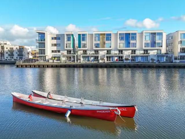 4 bedroom terraced house for rent in Martingale Way, Portishea.