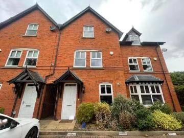 4 bedroom terraced house for rent in Metchley Lane, Birmingham.