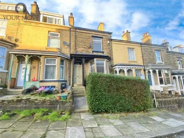 4 bedroom terraced house for rent in Selborne Terrace, Shipley.