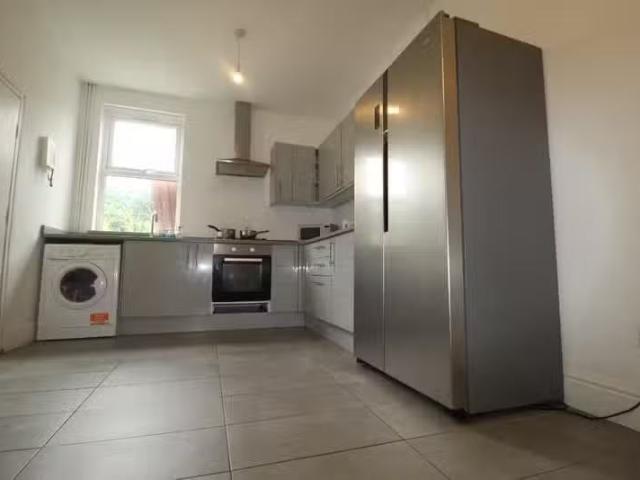 4 bedroom terraced house for rent in Statham Street, Derby, De.
