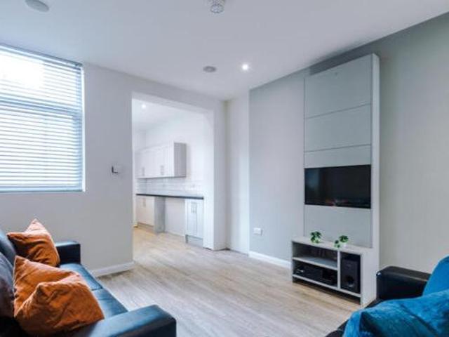 4 Bedroom Terraced House For Rent In Stoke