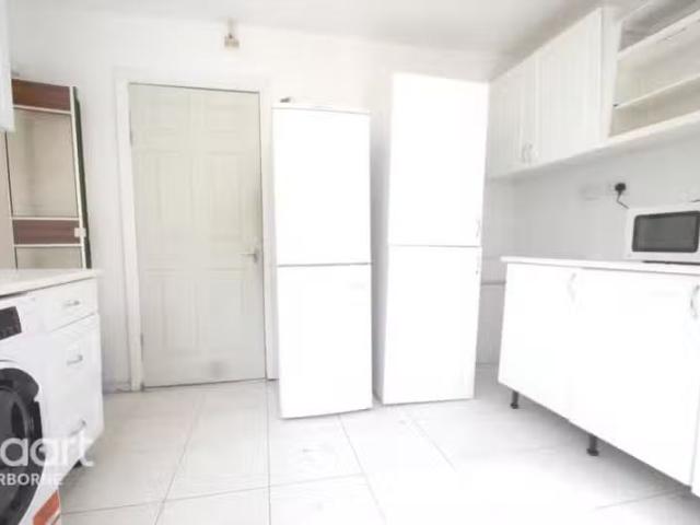 4 bedroom terraced house for rent in Poole Crescent, Harborne.