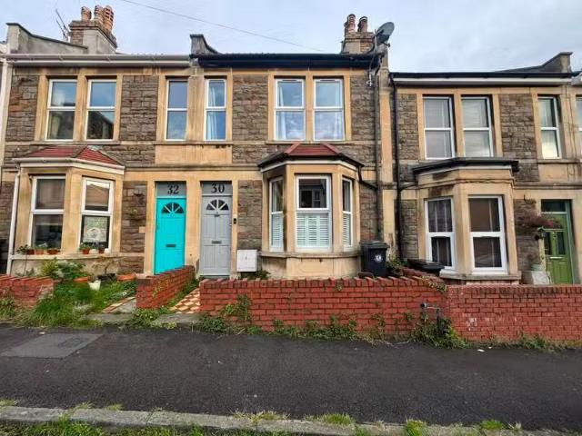 4 bedroom terraced house for rent in Paultow Road, Bristol, BS3