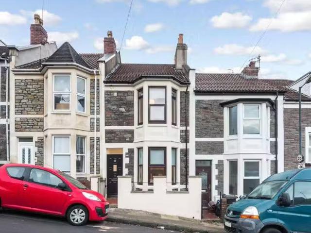 4 bedroom terraced house for rent in Palmyra Road, Bristol, BS3