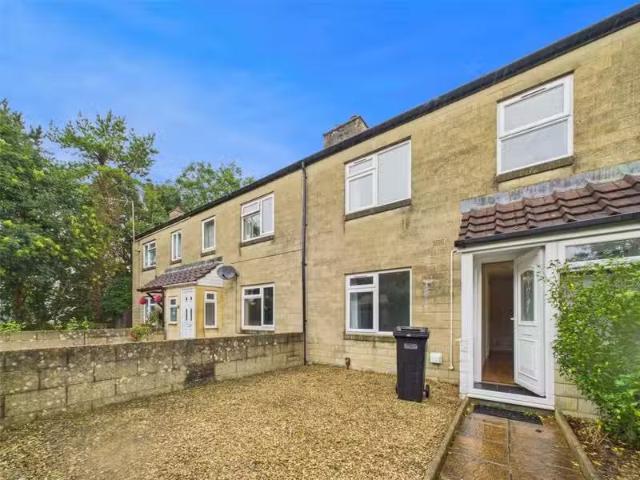 4 bedroom terraced house for rent in Rosewarn Close, Bath, Bat.
