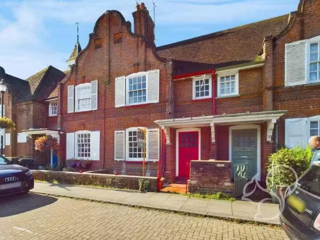 4 bedroom terraced house for rent in The Causeway, Halstead, CO9